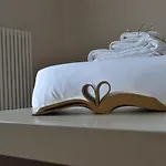 Gatto Bianco Le Terrazze